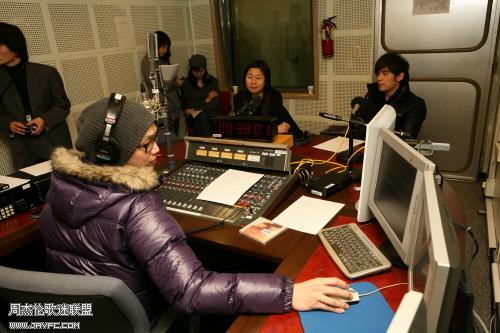 杰伦做客韩国MBC电台